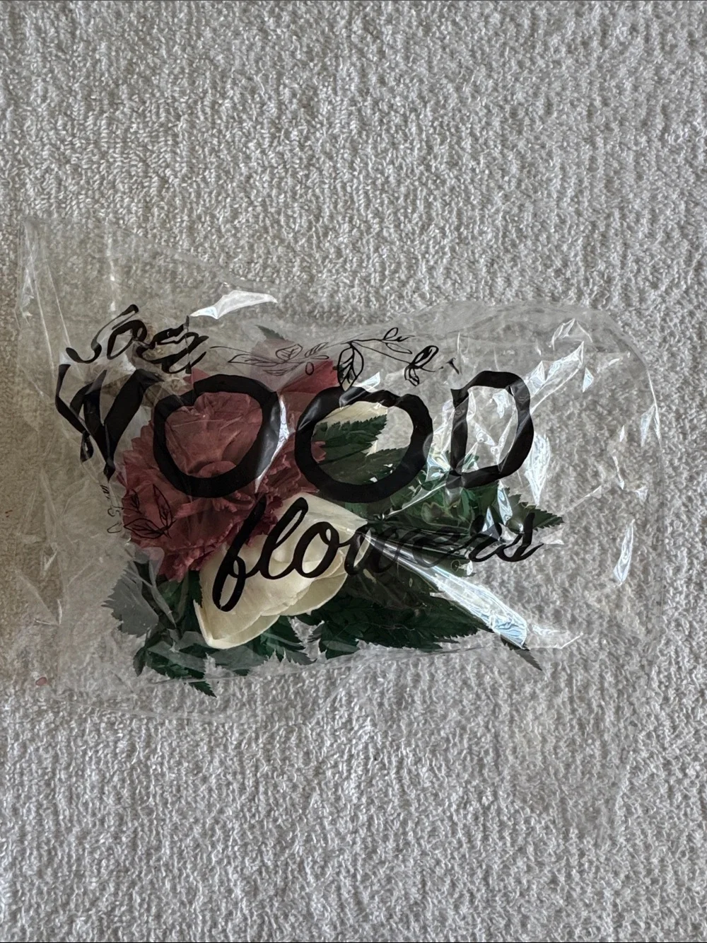 Sola Wood Flowers Romance Boutonnière Set of 3 Flowers